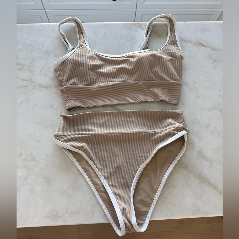 Lain Snow Bikini